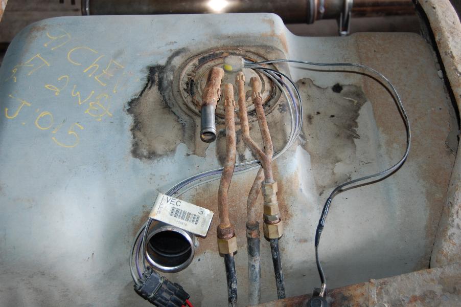 Fuel Pump / Gauge GMT400 The Ultimate 8898 GM Truck Forum